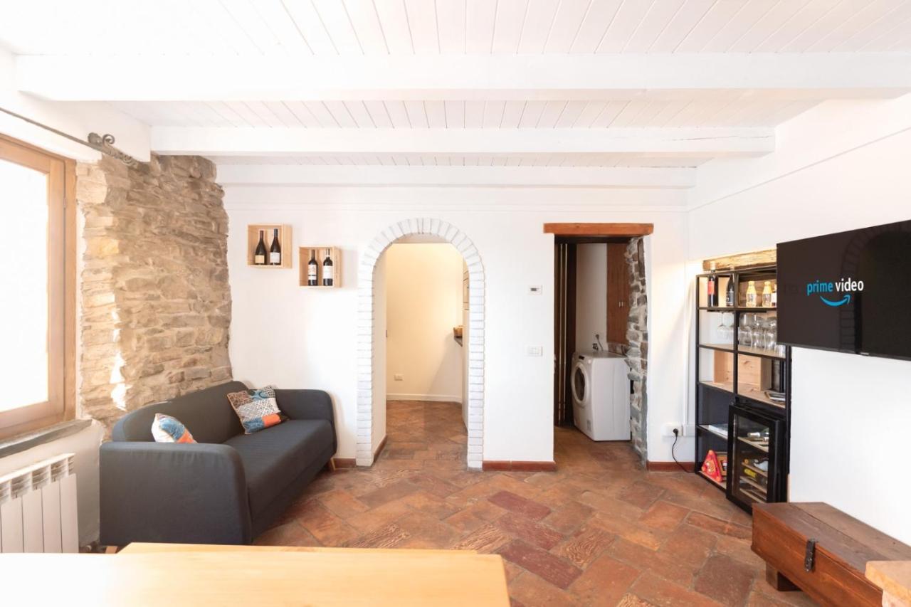 Il Rustico Dn Art Holidays Home - Alloggio Tipico Blevio Luaran gambar